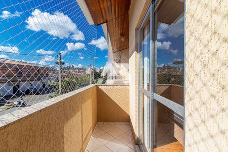 48_photo/94dce52d09.1aa5b8f538f3adaf-ATLAS-7c77becb-061e-41b6-b7e8-6e694b7ae384.jpg de casa à venda com 4 quartos, 122m² em Uberaba, Curitiba