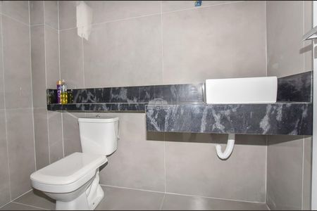 6_photo/94dce52d21.9a54faa83c3e471c-ATLAS-2b42955c-26ad-47bf-bbea-6a74c4ecf34c.jpg de casa à venda com 4 quartos, 148m² em Uberaba, Curitiba