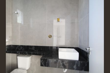 11_photo/94dce52d21.f6cab136252b2c23-ATLAS-44d1a40d-fd2e-4da5-9905-d07ee6ceee99.jpg de casa à venda com 3 quartos, 180m² em Uberaba, Curitiba