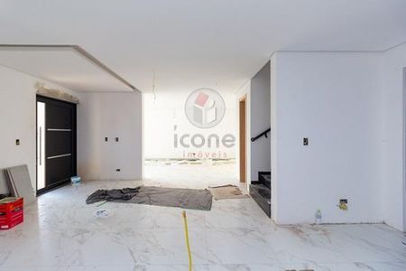 48_photo/94dce52d2b.18d35e9b3b089d06-ATLAS-30a129ea-f1a3-4d8d-ac25-a5d10313ef7a.jpg de casa à venda com 2 quartos, 228m² em Uberaba, Curitiba