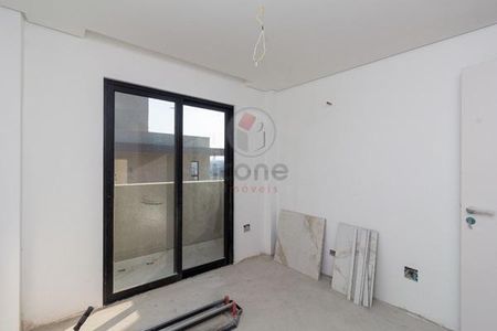 28_photo/94dce52d2b.18d35e9b3b089d06-ATLAS-75f8bcf5-7953-49af-83ae-edbd441c5239.jpg de casa à venda com 2 quartos, 228m² em Uberaba, Curitiba