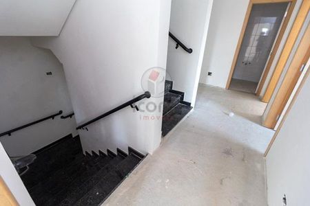 37_photo/94dce52d2b.18d35e9b3b089d06-ATLAS-b9de77af-864b-4d80-b18a-bf12d37b0be2.jpg de casa à venda com 2 quartos, 228m² em Uberaba, Curitiba