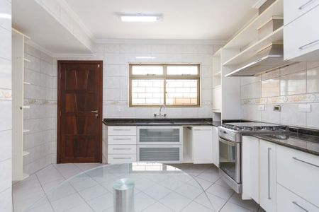 1_photo/94dce52d3d.55820c9c97a2ddd8-ATLAS-025cf764-fb03-46bd-a95c-9cb6bc3e4185.jpg de casa à venda com 3 quartos, 158m² em Uberaba, Curitiba