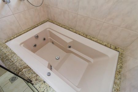 11_photo/94dce52d3d.55820c9c97a2ddd8-ATLAS-5a88228f-1c13-4439-a27e-d83ca26589ef.jpg de casa à venda com 3 quartos, 158m² em Uberaba, Curitiba