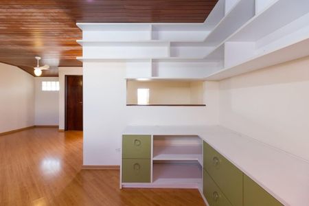 12_photo/94dce52d3d.55820c9c97a2ddd8-ATLAS-6109568b-1883-411c-8c47-41df3cccf0fa.jpg de casa à venda com 3 quartos, 158m² em Uberaba, Curitiba