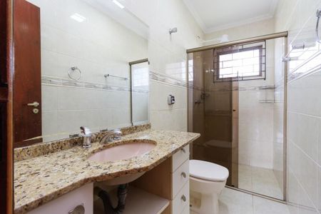 31_photo/94dce52d3d.55820c9c97a2ddd8-ATLAS-655f21af-b107-4d41-b6ae-b0b5b06dd713.jpg de casa à venda com 3 quartos, 158m² em Uberaba, Curitiba