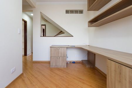 34_photo/94dce52d3d.55820c9c97a2ddd8-ATLAS-c21b51d2-a3c3-40c4-9bb3-8f4c8e139165.jpg de casa à venda com 3 quartos, 158m² em Uberaba, Curitiba