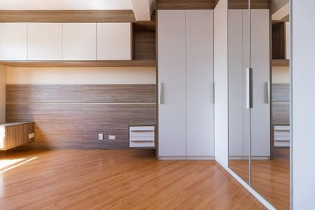 21_photo/94dce52d3d.55820c9c97a2ddd8-ATLAS-de056e1c-1d62-42b4-af36-92e593a3a85b.jpg de casa à venda com 3 quartos, 158m² em Uberaba, Curitiba