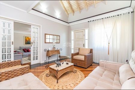 3_photo/94dce52d6d.18d35e9b3b089d06-ATLAS-10073e23-083c-451c-8b59-ffd9fb0a176a.jpg de casa à venda com 4 quartos, 403m² em Uberaba, Curitiba