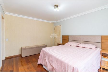 42_photo/94dce52d6d.18d35e9b3b089d06-ATLAS-497bd5f3-bf4a-4de0-9302-8edd8cf96ca4.jpg de casa à venda com 4 quartos, 403m² em Uberaba, Curitiba