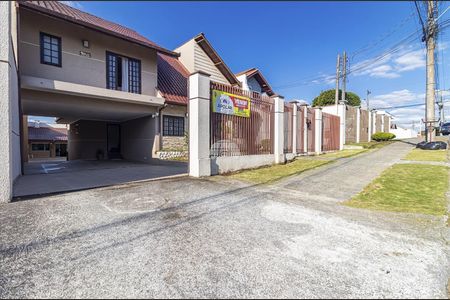 4_photo/94dce52d6d.18d35e9b3b089d06-ATLAS-68b45122-5145-4eb4-95c8-096e2da7ba44.jpg de casa à venda com 4 quartos, 403m² em Uberaba, Curitiba