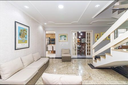 21_photo/94dce52d6d.18d35e9b3b089d06-ATLAS-6f06271b-14c6-4e54-8557-a4c685b66fa6.jpg de casa à venda com 4 quartos, 403m² em Uberaba, Curitiba