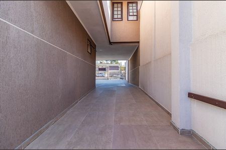 5_photo/94dce52d6d.18d35e9b3b089d06-ATLAS-f7b5e620-a164-4c17-a083-02c7a72f1355.jpg de casa à venda com 4 quartos, 403m² em Uberaba, Curitiba