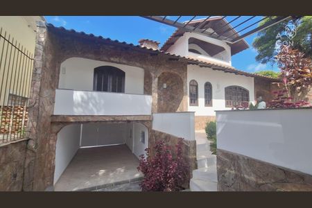 3_photo/94dce52d85.10a77f46cef01970-ATLAS-1fb7af28-33df-4de0-a1cb-aaedf56d9d9a.jpg de casa para alugar com 3 quartos, 296m² em Uberaba, Curitiba