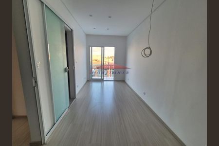 2_photo/94dce52d99.eb4747a7722cd593-ATLAS-104a4d9c-e148-40f2-a5b7-41b53dedd08c.jpg de casa à venda com 3 quartos, 135m² em Uberaba, Curitiba