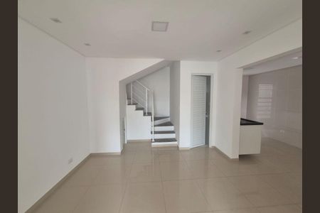 9_photo/94dce52d99.eb4747a7722cd593-ATLAS-2e037315-a5a1-4d95-a07f-af7afdf30cc6.jpg de casa à venda com 3 quartos, 135m² em Uberaba, Curitiba