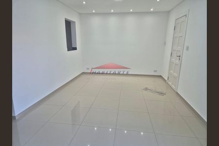 1_photo/94dce52d99.eb4747a7722cd593-ATLAS-555a76f4-aac2-4fdd-a18b-ee32e52bbeda.jpg de casa à venda com 3 quartos, 135m² em Uberaba, Curitiba