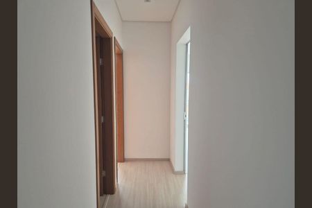 18_photo/94dce52d99.eb4747a7722cd593-ATLAS-7b414fd5-908e-4ffd-bb48-6eebdb5a49e7.jpg de casa à venda com 3 quartos, 135m² em Uberaba, Curitiba