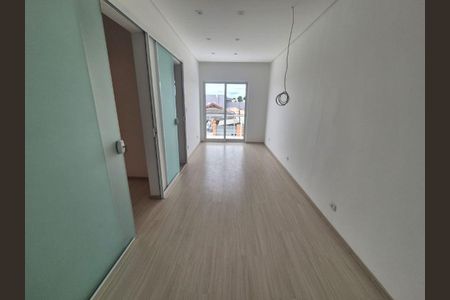 21_photo/94dce52d99.eb4747a7722cd593-ATLAS-a83285ab-495f-436c-87c8-6482bcfb3c7d.jpg de casa à venda com 3 quartos, 135m² em Uberaba, Curitiba