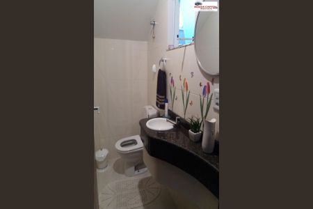 5_photo/94dce52da5.93b8fa184532727f-ATLAS-97ba147e-b1b2-4891-ac3f-8c1d90dc49ac.jpg de casa à venda com 4 quartos, 233m² em Uberaba, Curitiba