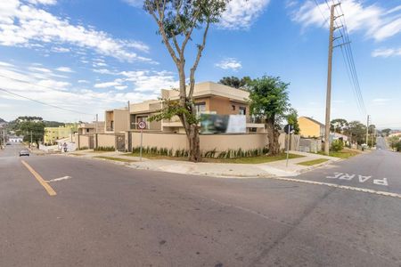 41_photo/94dce52dd7.b7a28b76476596d7-ATLAS-a064d7e7-bae9-4866-97a9-6ed28d7d2b68.jpg de casa à venda com 3 quartos, 145m² em Uberaba, Curitiba