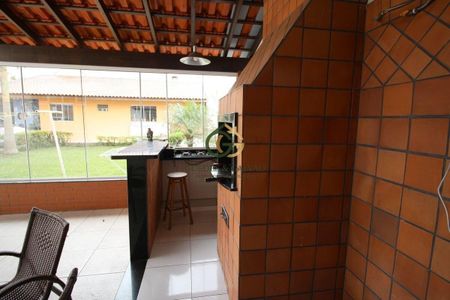 9_photo/94dce52e05.d7b7135cffaafe0a-ATLAS-364ed344-b497-4da5-aed9-b9601ef937e6.jpg de casa à venda com 4 quartos, 272m² em Uberaba, Curitiba