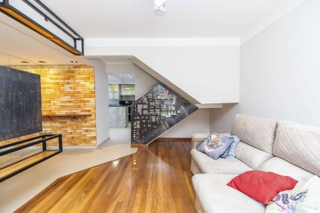 10_photo/94dce52e45.0524c8510f0f8401-ATLAS-406e9705-2f09-4f56-9a32-c736e5e29c4e.jpg de casa de condomínio à venda com 3 quartos, 120m² em Jardim das Américas, Curitiba