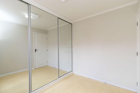 32_photo/94dce52e45.0524c8510f0f8401-ATLAS-941d4ef0-3f37-4e55-933a-d446ccc580ef.jpg de casa de condomínio à venda com 3 quartos, 120m² em Jardim das Américas, Curitiba