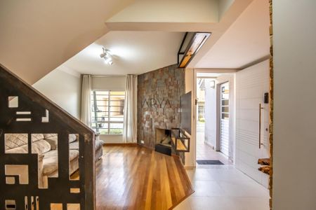 2_photo/94dce52e45.e94257c9888c0e20-ATLAS-066e8357-7c6a-4b93-946c-4e8dc535efdc.jpg de casa à venda com 3 quartos, 120m² em Jardim das Américas, Curitiba