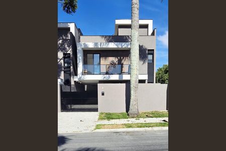 3_photo/94dce52e71.c77c0fd0dccceebf-ATLAS-ef118812-1054-4d7f-88f2-0d2c7451bf8c.jpg de casa à venda com 3 quartos, 129m² em Uberaba, Curitiba