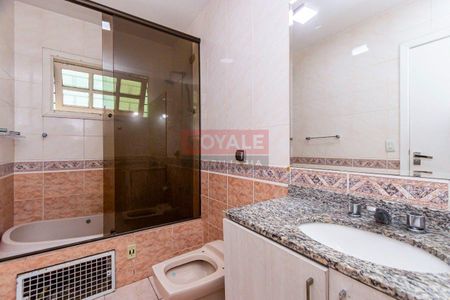 34_photo/94dce52fe7.cd7431633c462f92-ATLAS-c69e6b52-4461-460b-a6dd-5eee0a1494d3.jpg de casa à venda com 3 quartos, 132m² em Uberaba, Curitiba