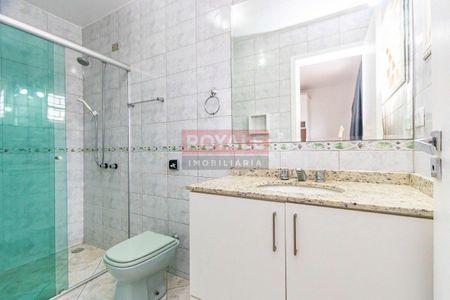 48_photo/94dce52fe7.cd7431633c462f92-ATLAS-e2a9b7b0-6c8e-4e21-a35f-ed4bac944a61.jpg de casa à venda com 3 quartos, 132m² em Uberaba, Curitiba