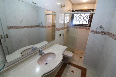 43_photo/94dce52feb.07f29284d16cc936-ATLAS-a145ac80-1aec-4eba-bbcf-0d629405d8b2.jpg de casa à venda com 4 quartos, 530m² em Jardim das Américas, Curitiba