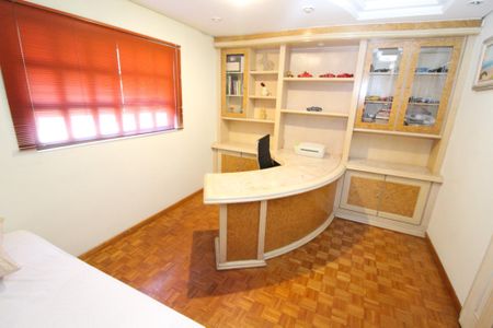 31_photo/94dce52feb.07f29284d16cc936-ATLAS-c6f528bd-dfd7-4942-ab7d-b36da105761d.jpg de casa à venda com 4 quartos, 530m² em Jardim das Américas, Curitiba