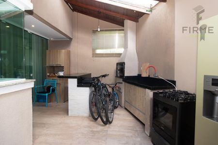 32_photo/94dce530ab.6eaa33ef77f76814-ATLAS-033db70d-58aa-4eef-ad57-522e8caad246.jpg de casa à venda com 4 quartos, 163m² em Jardim das Américas, Curitiba