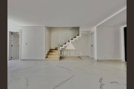 11_photo/94dce530af.af06090b89f28f05-ATLAS-9fa2d2ac-b09a-4e2d-ac35-c84d4642fa6f.jpg de casa à venda com 4 quartos, 168m² em Jardim das Américas, Curitiba