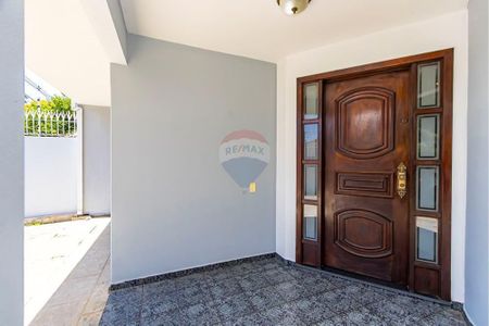 3_photo/94dce53103.5343c4ed08aabd0a-ATLAS-b16c8f30-082a-489f-a58e-3e5fc0f27a1c.jpg de casa à venda com 5 quartos, 269m² em Jardim das Américas, Curitiba