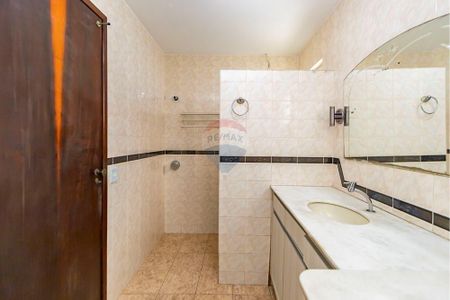 10_photo/94dce53103.5343c4ed08aabd0a-ATLAS-c8fa5519-9d33-47f4-8788-3153fb666a50.jpg de casa à venda com 5 quartos, 269m² em Jardim das Américas, Curitiba