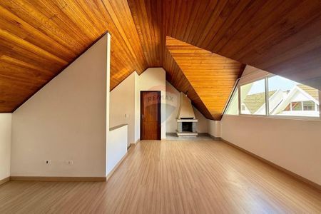 3_photo/94dce532c7.0524c8510f0f8401-ATLAS-353c1e51-294e-4e88-afde-a7fca412f4d5.jpg de casa à venda com 3 quartos, 145m² em Uberaba, Curitiba