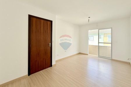 19_photo/94dce532c7.0524c8510f0f8401-ATLAS-3ceeb904-d23d-4703-961c-834befeba43e.jpg de casa à venda com 3 quartos, 145m² em Uberaba, Curitiba