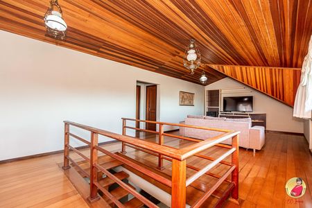 10_photo/94dce53305.dc8bbd111761e841-ATLAS-05fd332f-5f7e-4ae4-b2a6-afd2b1407085.jpg de casa à venda com 4 quartos, 330m² em Jardim das Américas, Curitiba