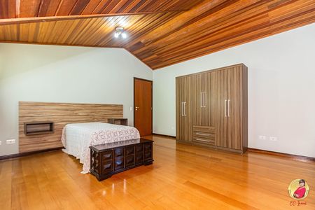 2_photo/94dce53305.dc8bbd111761e841-ATLAS-aa65e25c-4ef3-4c1c-9f04-4f3548df080f.jpg de casa à venda com 4 quartos, 330m² em Jardim das Américas, Curitiba