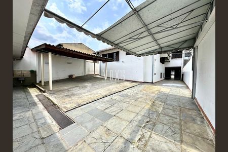 37_photo/94dce53315.2a31a181cf98d50c-ATLAS-73625c3e-d4fb-465e-abbd-b18fd5f10820.jpg de casa para alugar com 4 quartos, 300m² em Uberaba, Curitiba