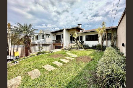 2_photo/94dce53315.2a31a181cf98d50c-ATLAS-da9d7cef-2a0e-4502-aa55-61faad6cce0c.jpg de casa para alugar com 4 quartos, 300m² em Uberaba, Curitiba