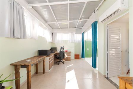 12_photo/94dce53323.ceff8192393c33de-ATLAS-3a7e2185-beb0-4b20-8fe5-705a4363d86c.jpg de casa à venda com 3 quartos, 112m² em Uberaba, Curitiba