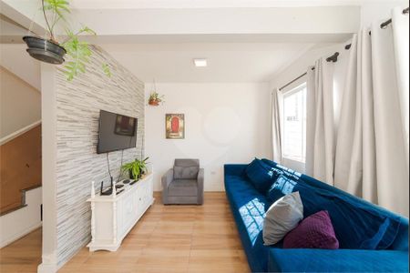 12_photo/94dce53323.ceff8192393c33de-ATLAS-c079b812-56dc-42e9-801a-ca6a9cd46298.jpg de casa à venda com 3 quartos, 112m² em Uberaba, Curitiba