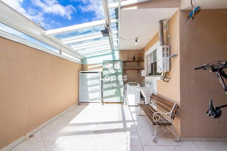 14_photo/94dce53423.bf1bfafdbf9111e3-ATLAS-3a055138-eafc-49c4-8e74-9eb40a230d4d.jpg de casa à venda com 3 quartos, 159m² em Jardim das Américas, Curitiba