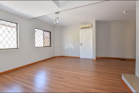 7_photo/94dce53489.c0de5ac45cc11888-ATLAS-6d2f4926-82d9-4c71-96b6-3e02c0eafe9c.jpg de casa para alugar com 3 quartos, 137m² em Jardim das Américas, Curitiba