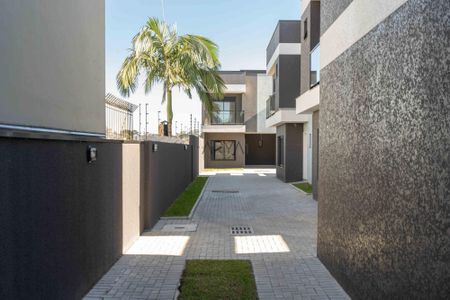 2_photo/94dce534ff.0798be3ae4b60e03-ATLAS-0c8775aa-8f84-4e7b-80c4-47cf555ecf23.jpg de casa à venda com 3 quartos, 105m² em Uberaba, Curitiba