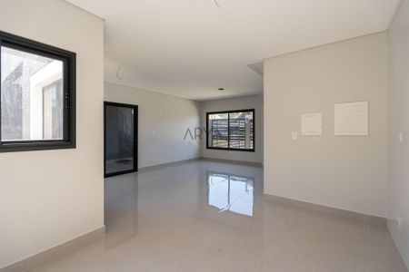 15_photo/94dce534ff.1c5239ba28d6b66b-ATLAS-0ff3ede2-7499-4389-b233-b8f4fda068c4.jpg de casa à venda com 3 quartos, 123m² em Uberaba, Curitiba